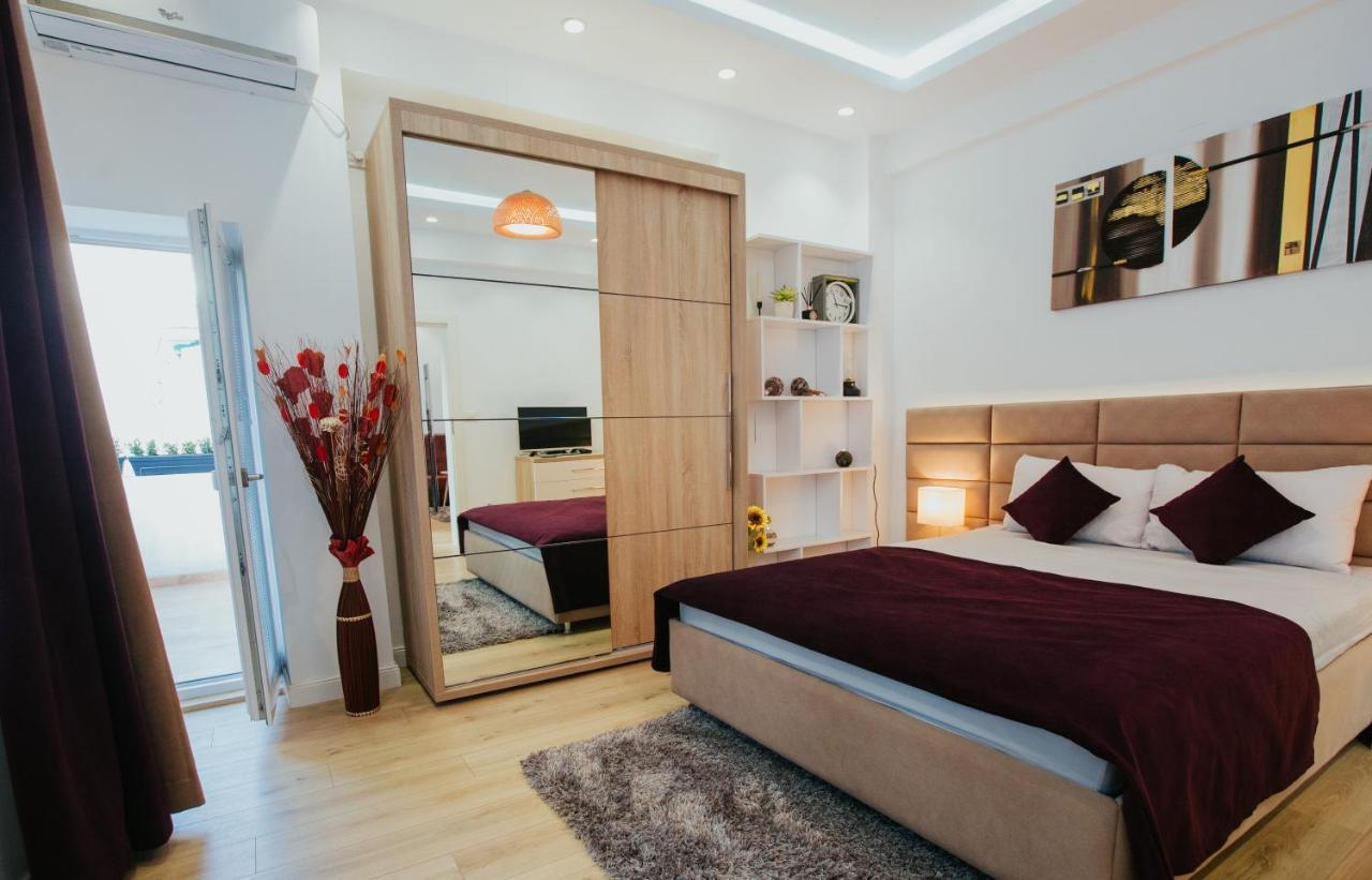 Color Apartments Corneliu Coposu 1A Street Букурещ Екстериор снимка