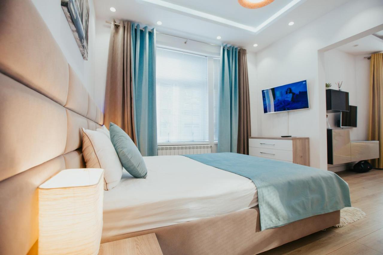 Color Apartments Corneliu Coposu 1A Street Букурещ Екстериор снимка