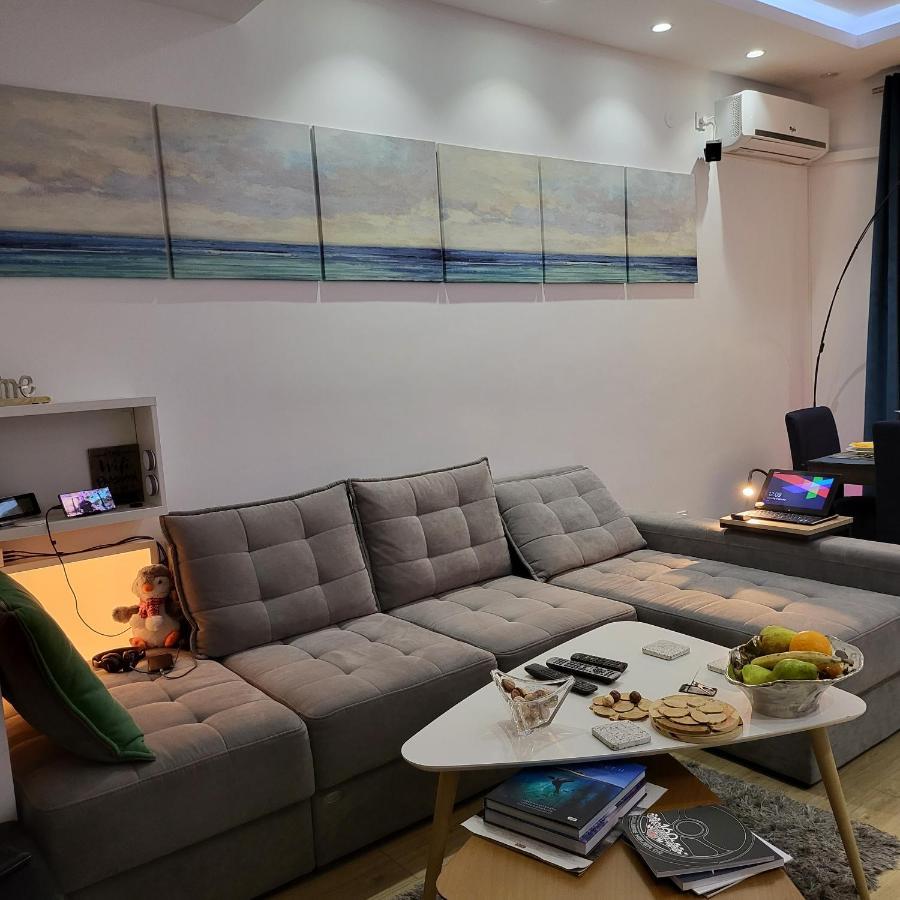 Color Apartments Corneliu Coposu 1A Street Букурещ Екстериор снимка